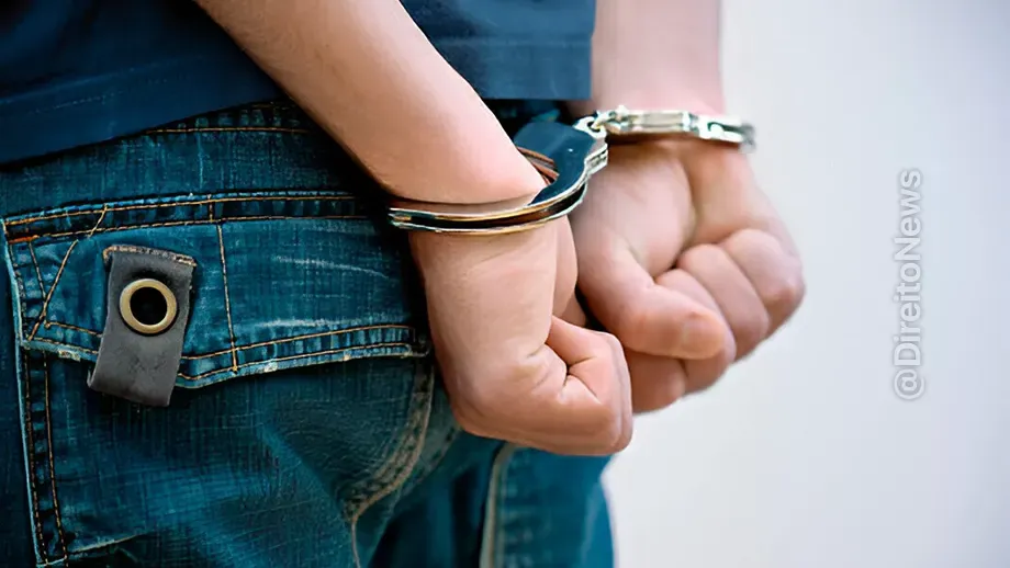 criminoso crime tribunal juri absolve reu agrediu vitima ja estava morta