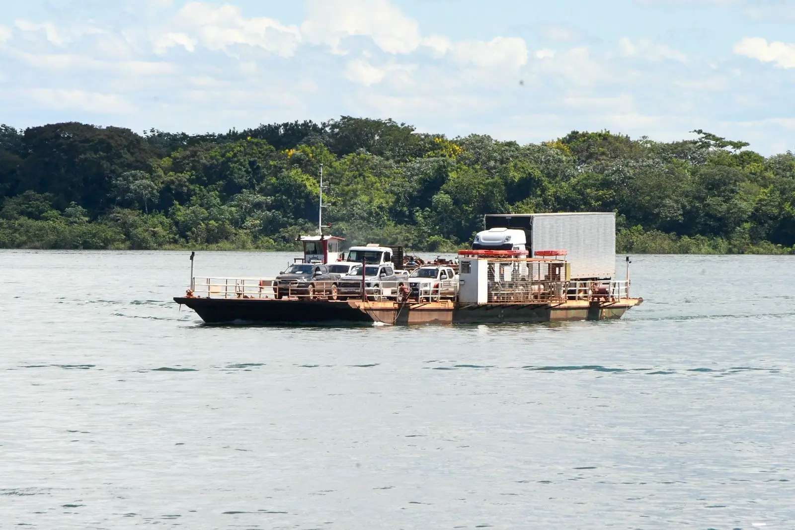 anteprojeto-ponte-entre-parana-e-ms-8-jpg Escoamento da produção do MS depende de travessias pelas barragens de Primavera e Rosana ou de desvio de 100 km pela BR-376 para acessar o Paraná.