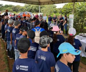 Alunos de Sorriso visitam nascente do Rio Tenente Lira em ação pelo Dia Mundial da Água