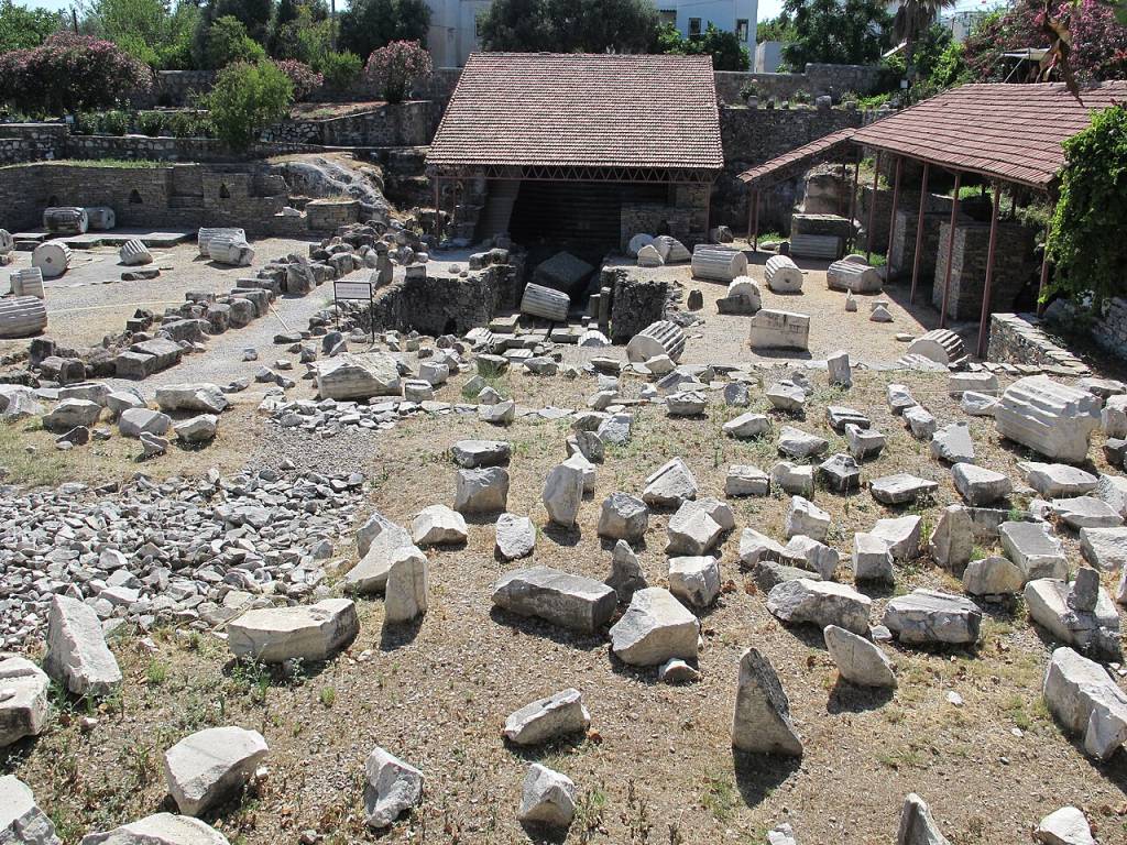 ruinas-mausoleu-halicarnasso
