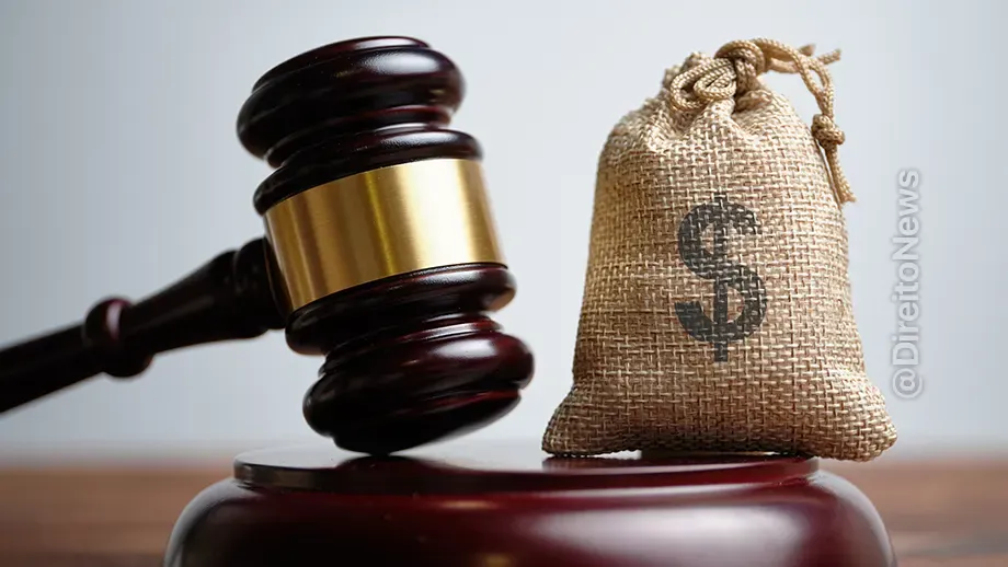 juiz diz ganhar menos medico sus abandonara carreira