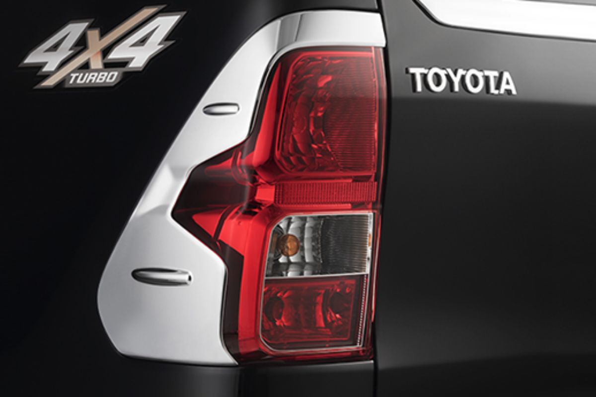 df494ba0_hilux Traseira da Hilux