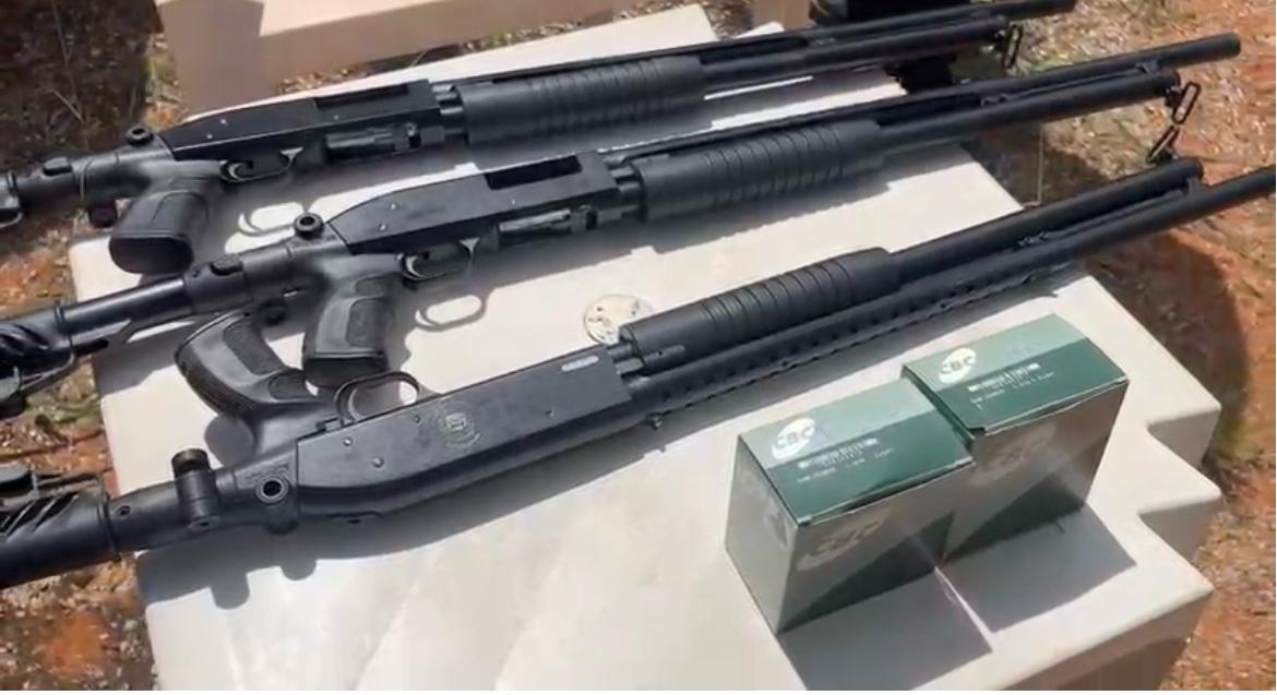 Treinamento anual inclui formação teórica e prática e reforça a preparação dos agentes para atuação armada nas ruas