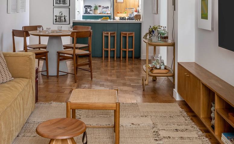 sala e cozinha integradas com ambiente organizado e funcional no dia a dia
