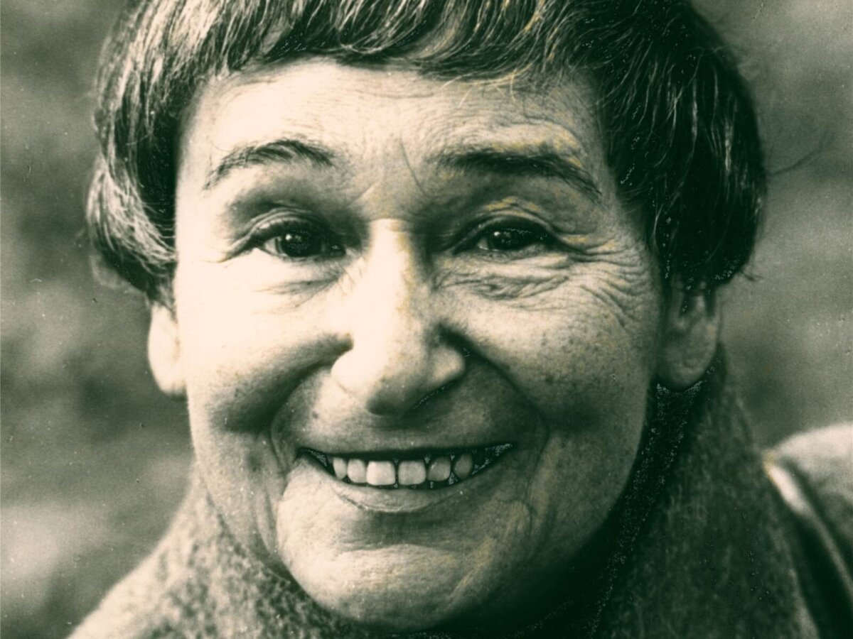 laura-posner-1200x900-1 Laura Posner.