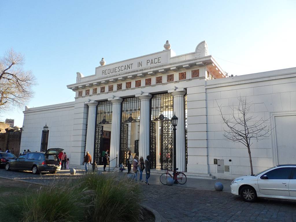 cemiterio-recoleta-entrada