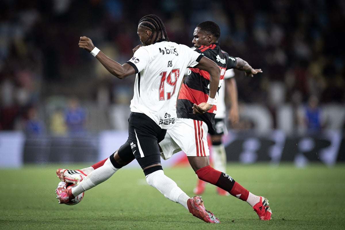 Flamengo x Vasco ao vivo: onde assistir, escalações e tudo sobre o clássico no Brasileirão 2026. Imagem: Matheus Lima/CR Vasco