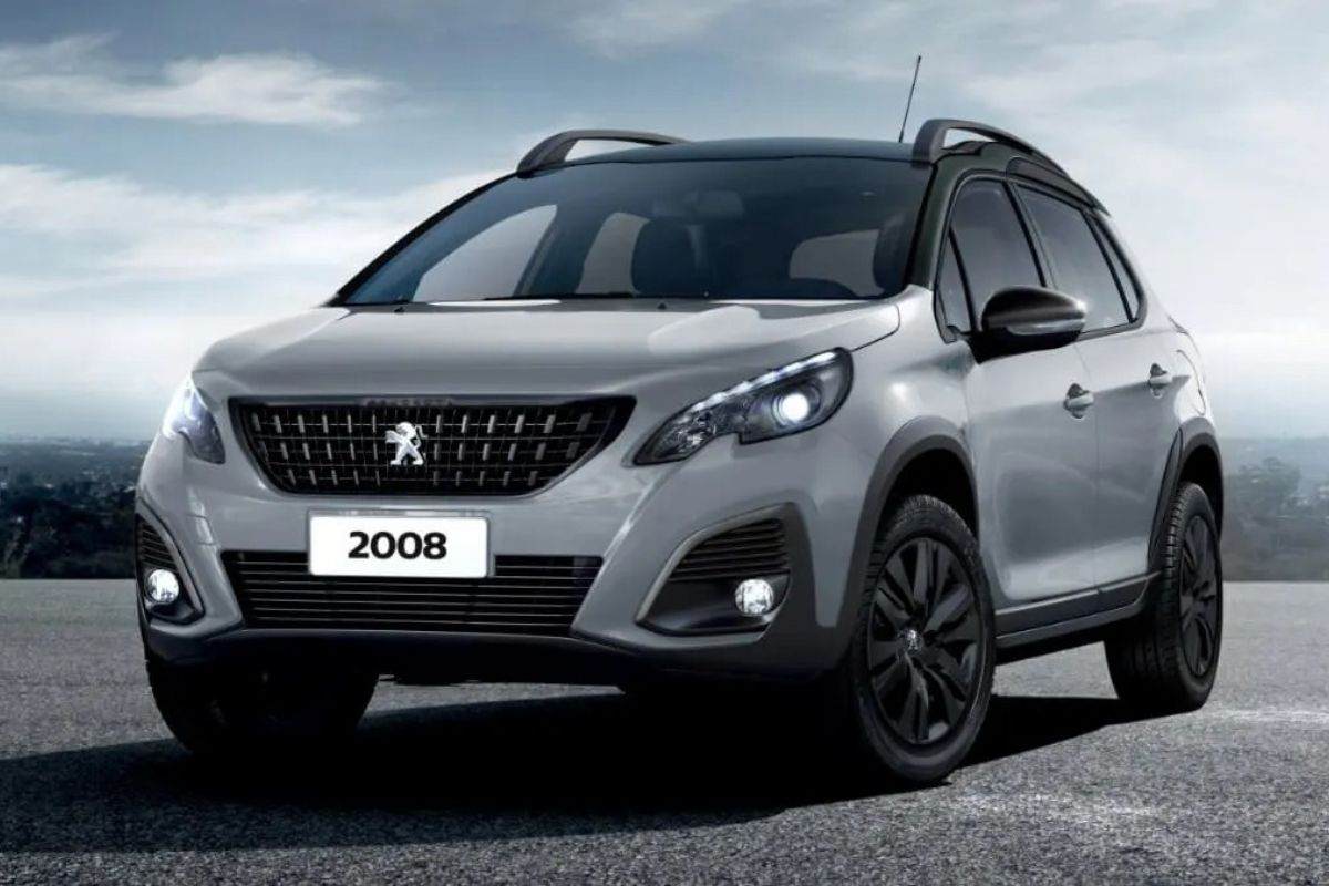 Peugeot 2008 derruba R$ 19 mil e Fiat Mobi corta R$ 12.700 na reta final de maio