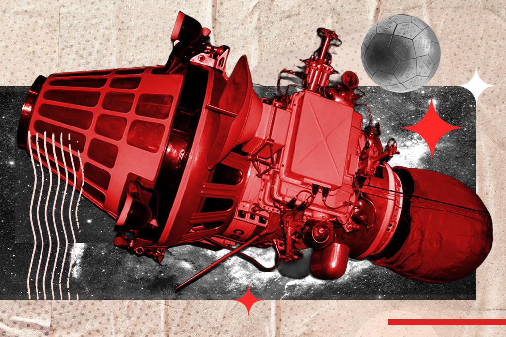 Colagem de um satélite vermelho com detalhes mecânicos complexos, flutuando sobre um fundo de céu estrelado em preto e branco. Acima, uma esfera cinza com hexágonos e a inscrição