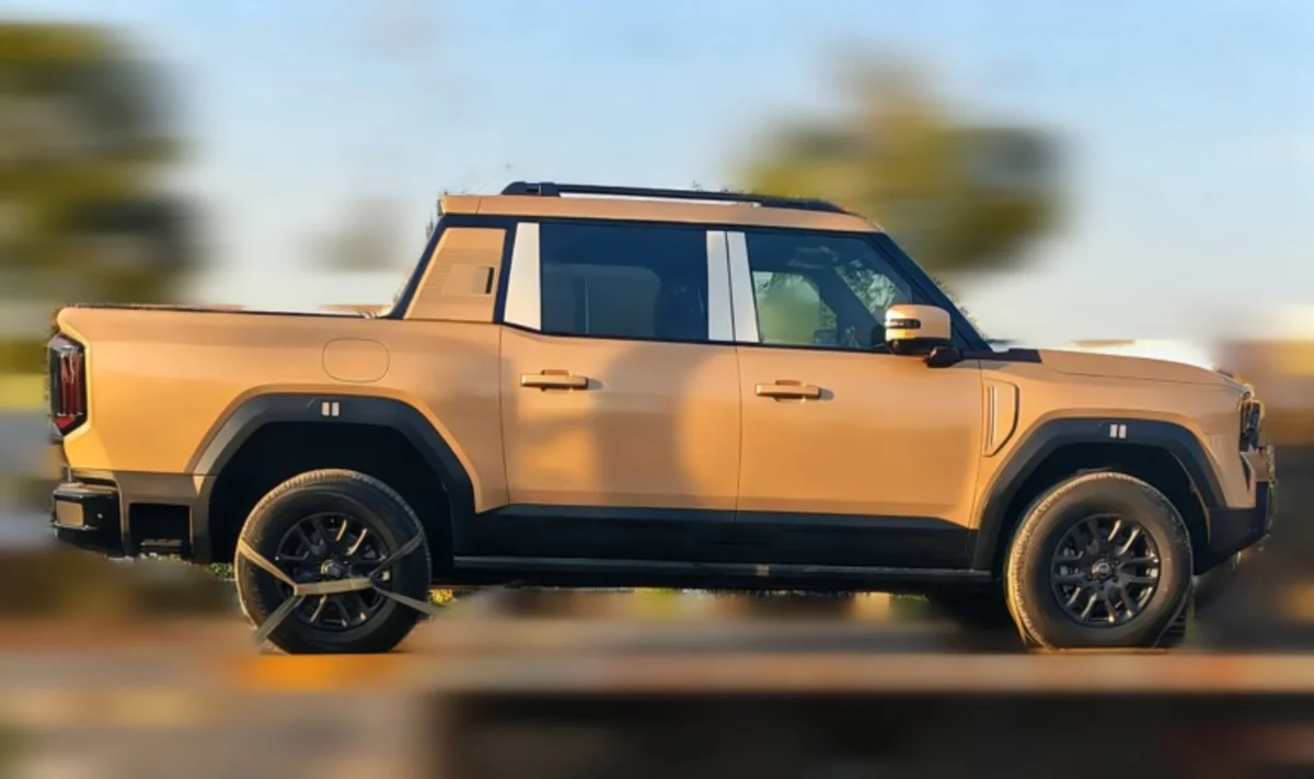 Hilux e Jetour F700