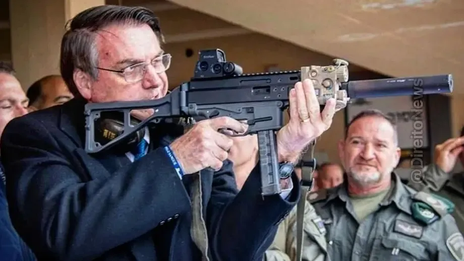 arma fogo jair bolsonaro apreendida militar blitz distrito federal