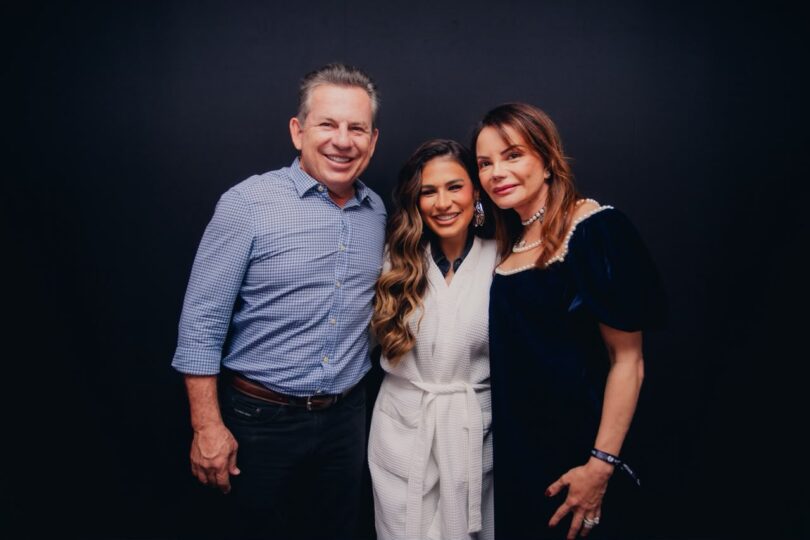encontro de Virginia e Mauro Mendes com Simone Mendes rende brincadeira nos bastidores da Expoagro
