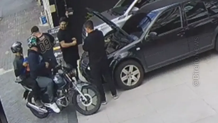 tragedia homem baleado policial apos assalto brincadeira loja carros morre sp