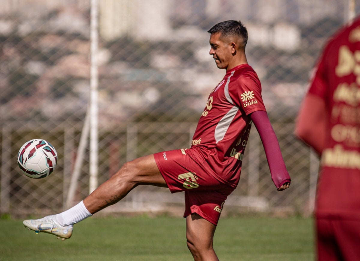 CRB x Vila Nova: onde assistir ao vivo, escalações e tudo sobre o duelo pela Série B. Imagem: @betocorreaphoto