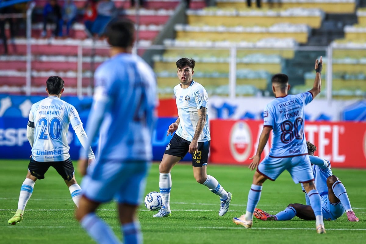 Grêmio x Bolívar: onde assistir ao vivo e o que o Tricolor precisa para avançar na Sul-Americana. Imagem: Lucas Uebel/GFBPA