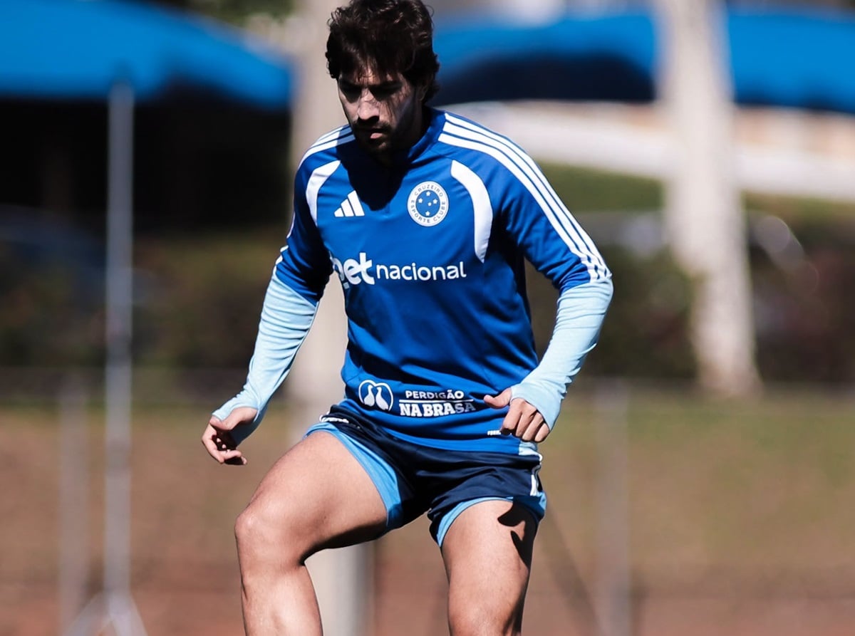 Coritiba x Cruzeiro: onde assistir ao vivo e prováveis escalações pelo Brasileirão 2026. Imagem: Gustavo Martins Cruzeiro