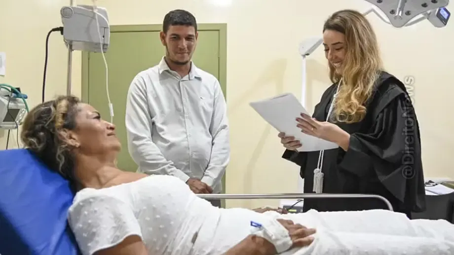 video noiva passa mal casamento levada hospital casa sala emergencia acre