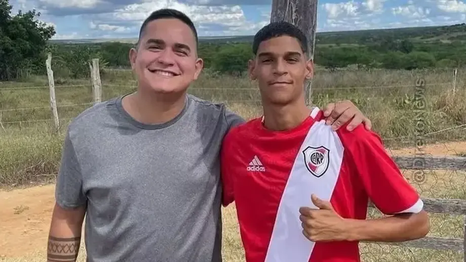 allan jesus desabafa vitoria luva pedreiro me pedindo desculpas