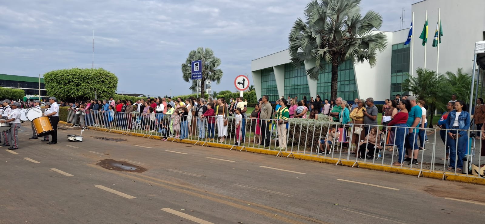 desfile-de-7-de-setembro-reune-luverdenses-e-transforma-celebracao-em-reflexao-sobre-cidadania-56 Desfile de 7 de Setembro reúne luverdenses e transforma celebração em reflexão sobre cidadania (56)
