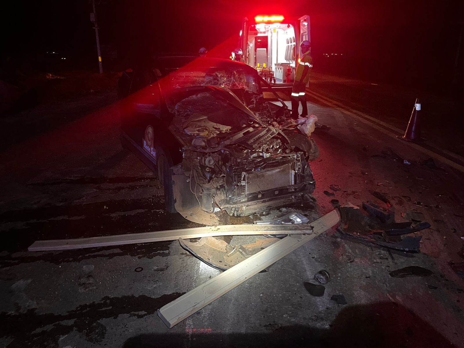 whatsapp-image-2026-09-03-at-19-58-46-2 Acidente ocorreu no km 739 da rodovia; apesar do impacto, os dois condutores não ficaram feridos e recusaram atendimento médico