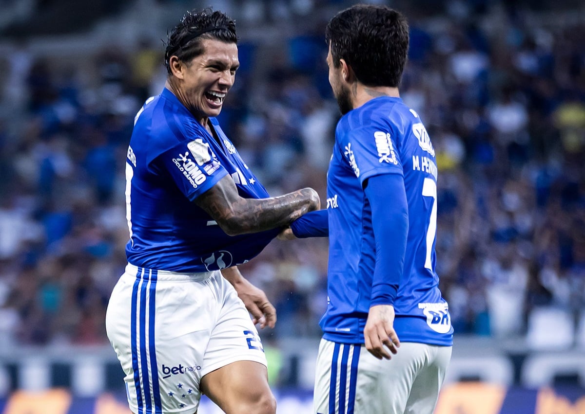 Santos x Cruzeiro: onde assistir, escalações e tudo sobre o duelo do Brasileirão. Imagem: Gustavo Aleixo/Cruzeiro