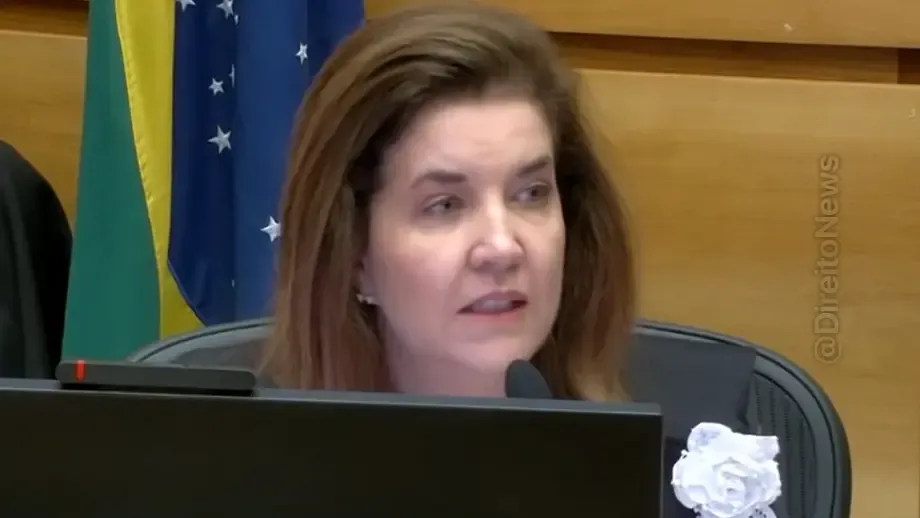 stj anula prazo 30 minutos comunicacao sinistro parece gincana nao contrato serio