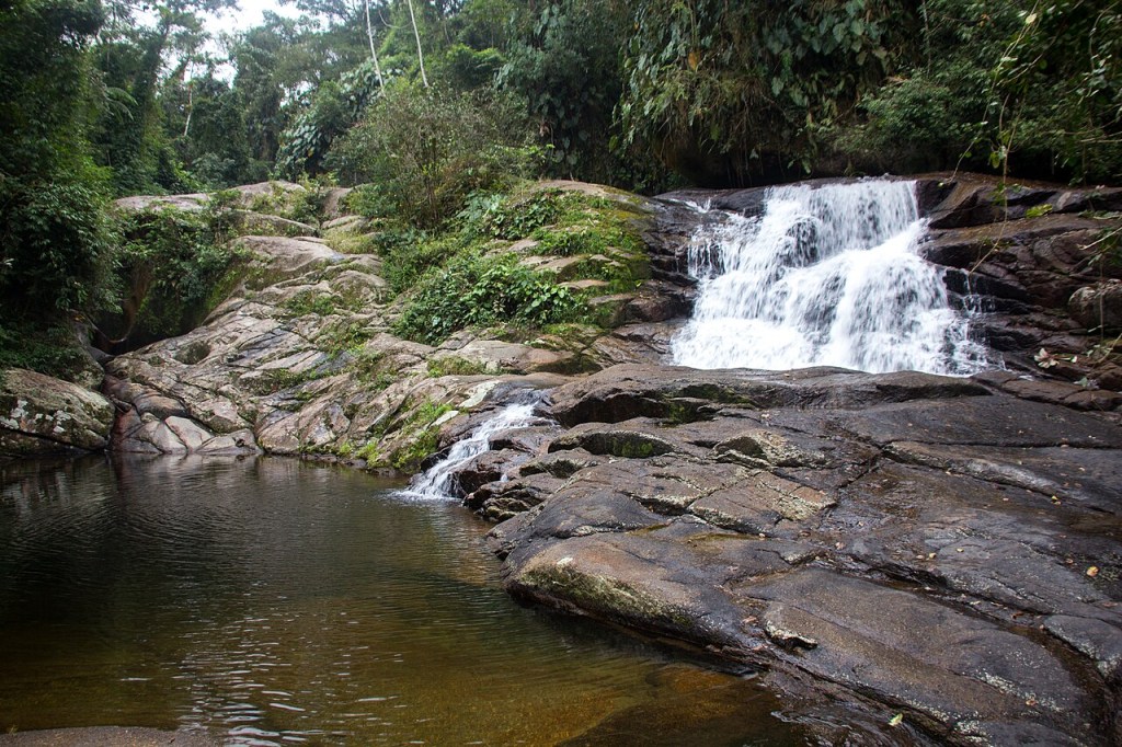 pedra-branca-paraty