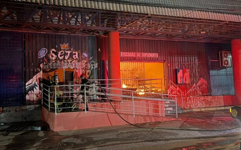 Incêndio Devastador Destrói Loja Atacadão Do Suplemento; Assista Ao Vídeo Do Momento 1 2026 word2