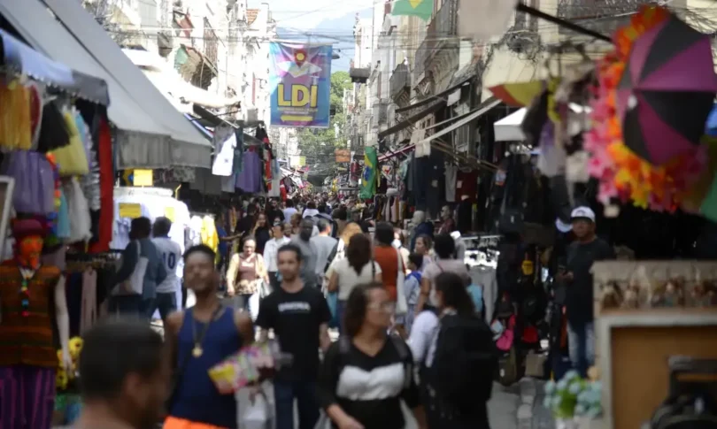 Taxa De Desemprego No Brasil Cai Para 5,2%, O Menor Nível Desde 2012 1 2026 word1